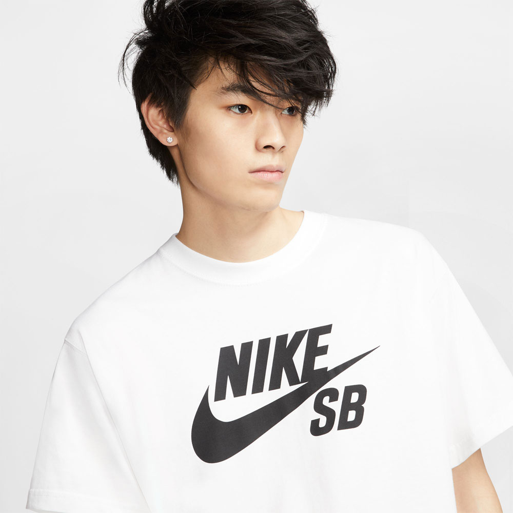 NIKE SB ロゴ Tシャツ (WHITE/BLACK) CV7540-100 XLサイズ